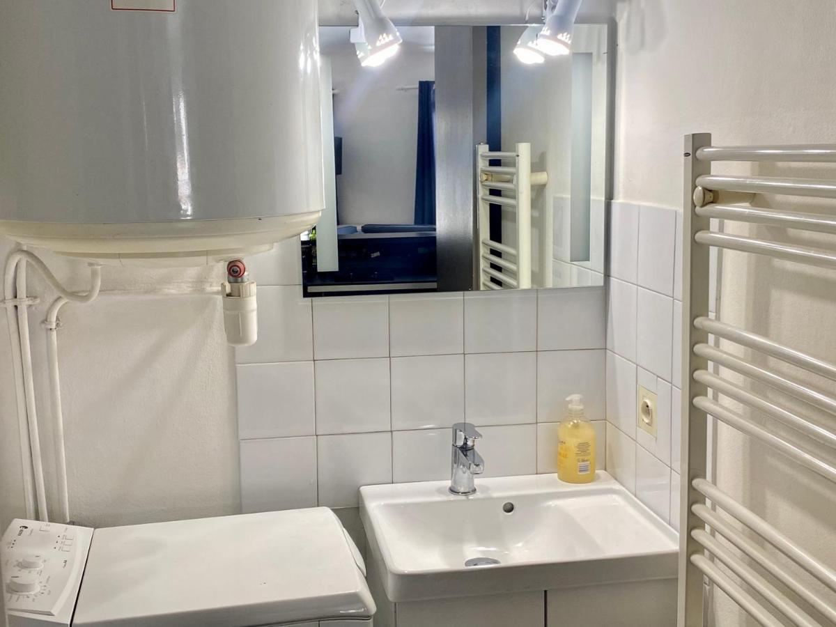 Le Cocon D'Avignon - T2 Duplex 40M2 - Centre Historique Intra Muros- Wifi Climatisation Luaran gambar